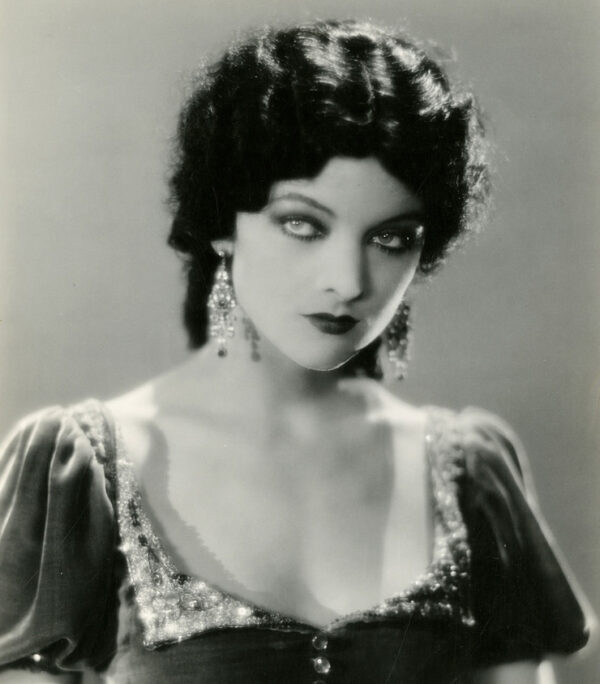 Classic Beauty: Myrna Loy – Splendid Isolation