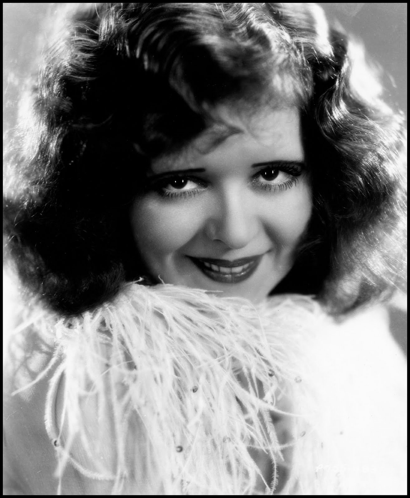 Classic Beauty Clara Bow Splendid Isolation 